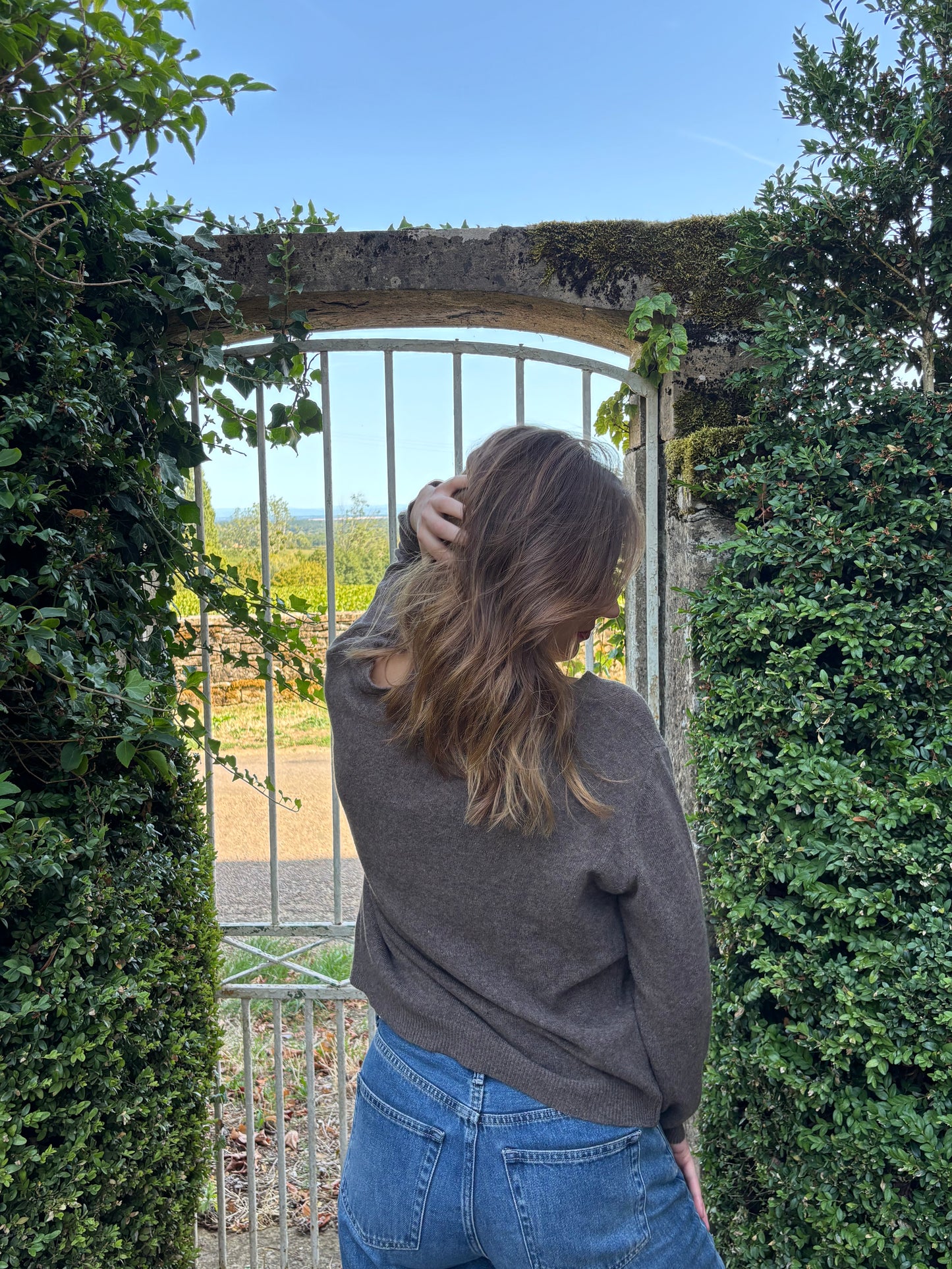 Pull col V marron – 100% laine – Fabriqué en Italie