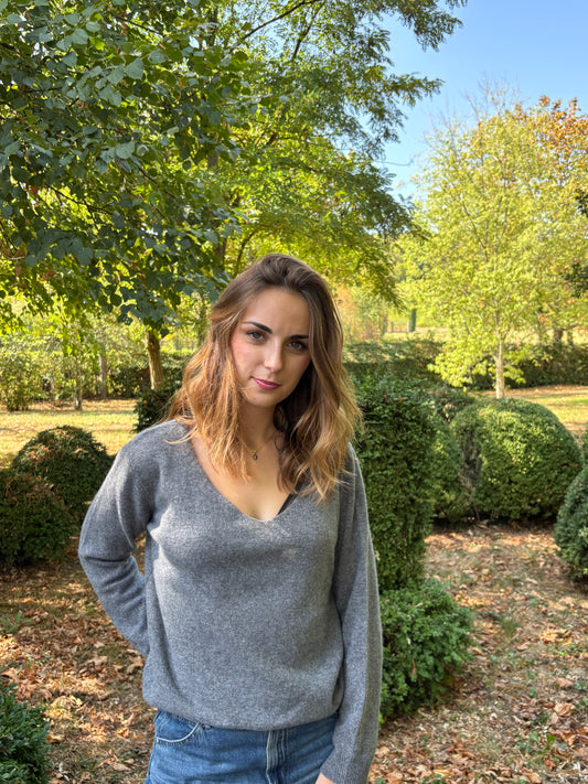 Pull col V gris – 100% laine – Fabriqué en Italie