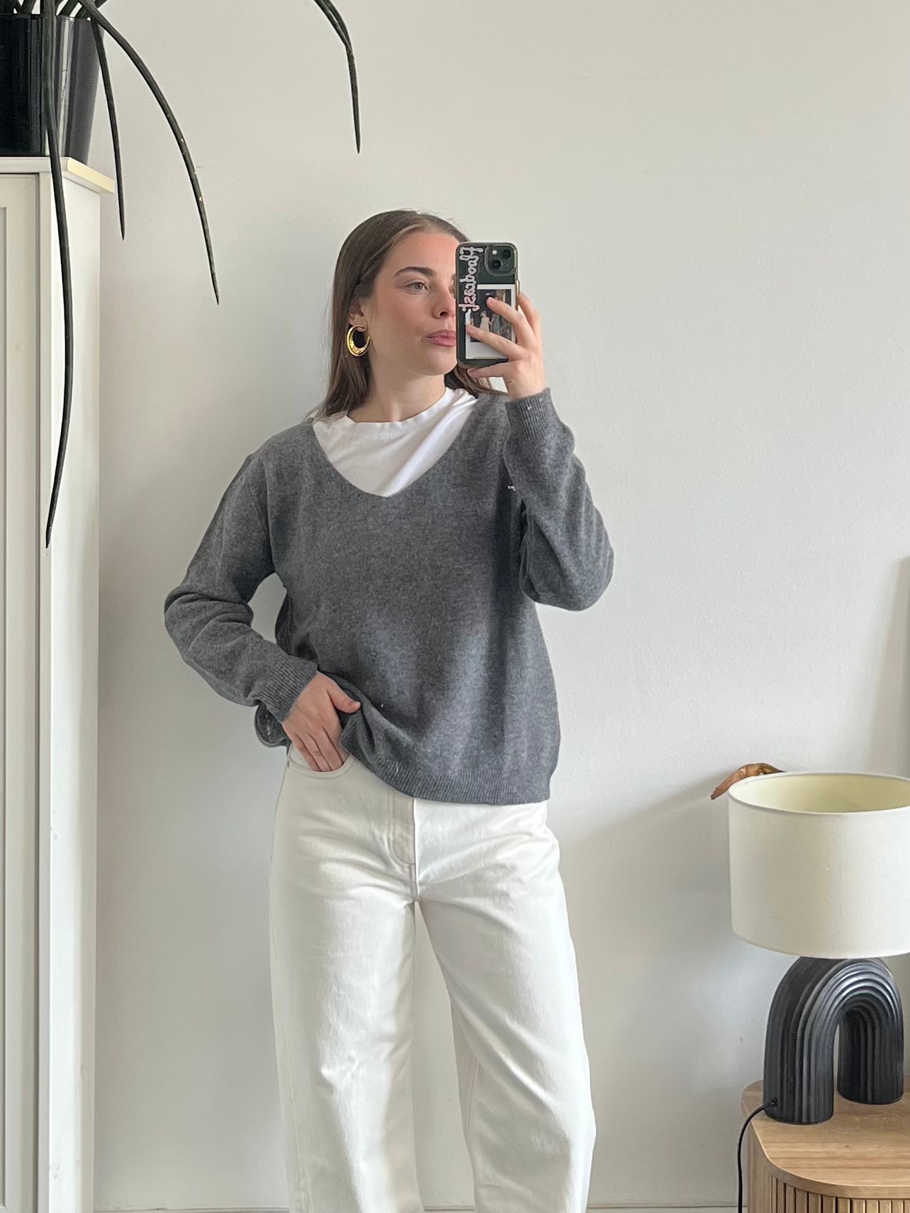 Pull col V gris – 100% laine – Fabriqué en Italie