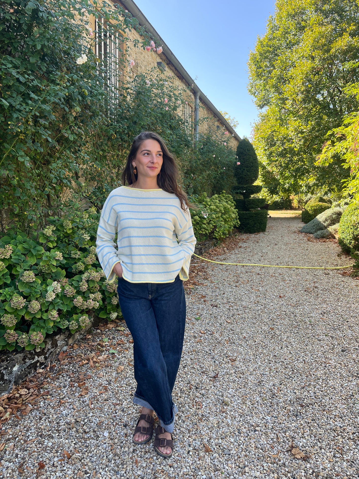 Pull écru rayures bleues – 100% coton – Fabriqué en Italie